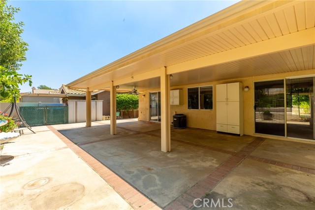 6359 Cherry Hill Avenue, Banning CA: https://media.crmls.org/medias/62e1c61f-cae3-49cf-b614-38d5cfb626dc.jpg