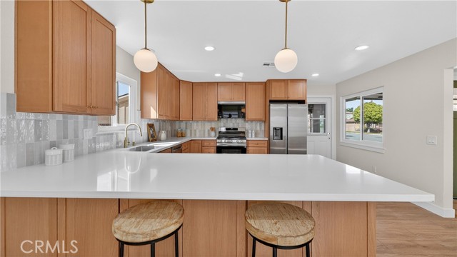 Detail Gallery Image 12 of 37 For 4200 W West, Fullerton,  CA 92833 - 3 Beds | 2 Baths