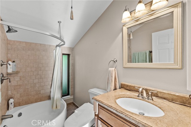 Detail Gallery Image 42 of 54 For 25009 Atwood Bld, Newhall,  CA 91321 - 3 Beds | 2/1 Baths