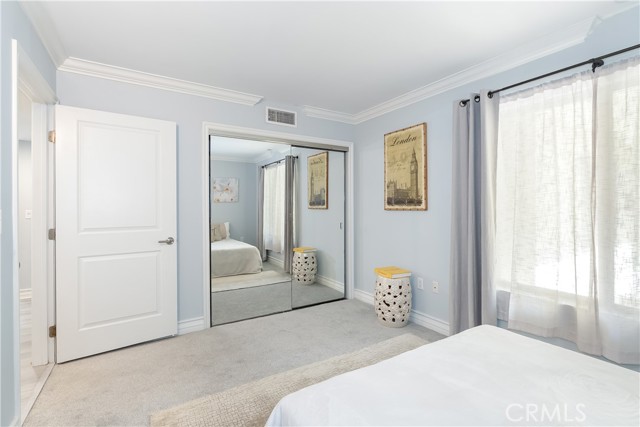 1417 S. Westgate, Los Angeles CA: https://media.crmls.org/medias/62e249a3-f876-4961-b80f-72c267136e1b.jpg