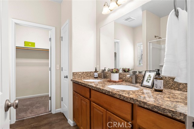 Detail Gallery Image 6 of 47 For 215 Danielson Ln, Chico,  CA 95973 - 3 Beds | 2 Baths