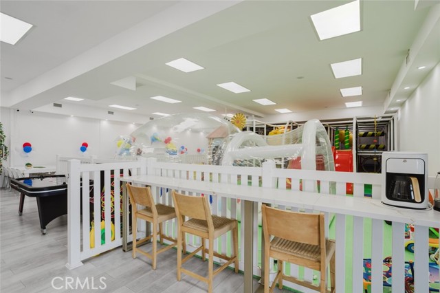  Commercial for Sale in Van Nuys, California