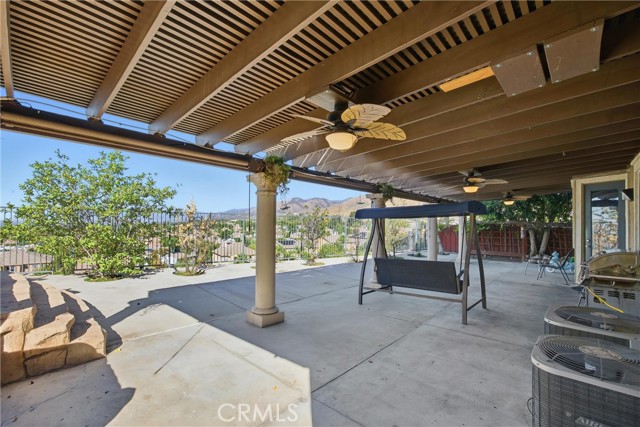 Detail Gallery Image 9 of 26 For 7480 Tioga, Highland,  CA 92346 - 6 Beds | 4/1 Baths