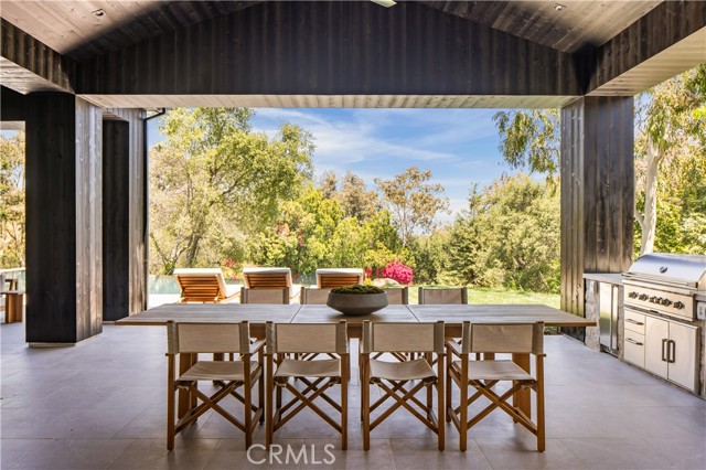 Detail Gallery Image 38 of 41 For 24341 Rolling View Rd, Hidden Hills,  CA 91302 - 7 Beds | 9/2 Baths