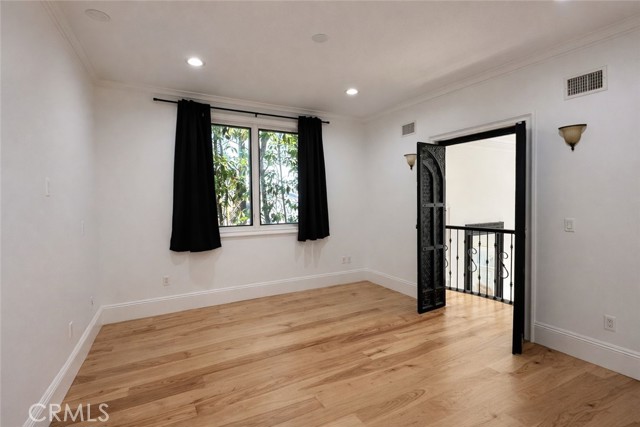 Detail Gallery Image 25 of 35 For 258 Santa Isabel Ave, Costa Mesa,  CA 92627 - 5 Beds | 5/1 Baths