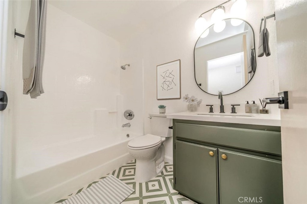 MLS #WS25280552 image #20