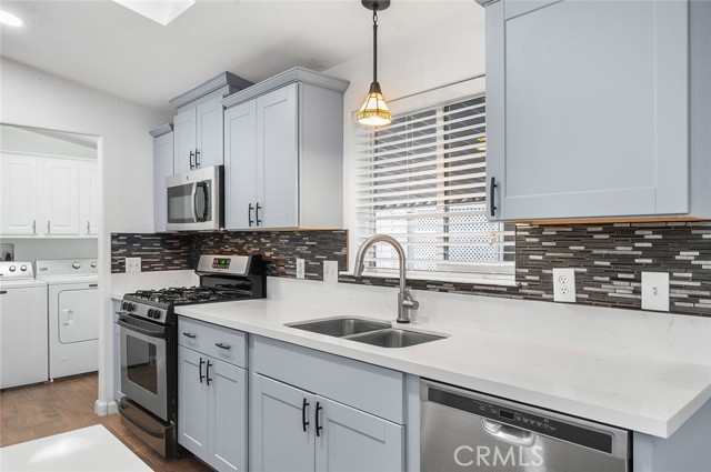 9850 Garfield, Huntington Beach CA: https://media.crmls.org/medias/62e8d1b7-db13-41d8-aa7e-271db27106d2.jpg