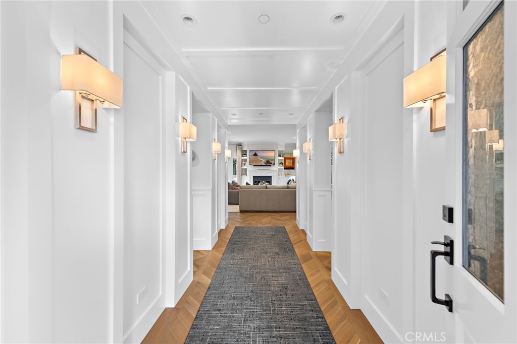 MLS #NP25172779 image #1