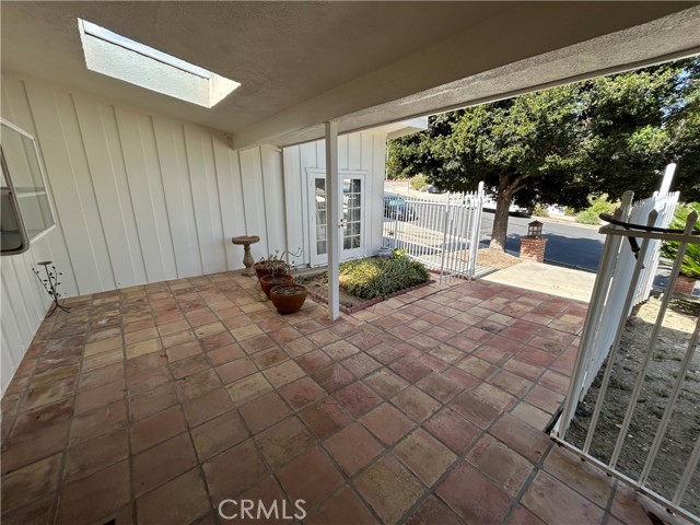 Detail Gallery Image 3 of 30 For 24010 Hatteras, Woodland Hills,  CA 91367 - 4 Beds | 2 Baths
