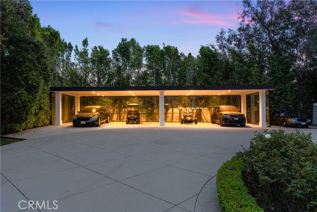 17528 Jayden Lane, Encino CA: https://media.crmls.org/medias/62ea14b1-a5bf-4c0b-ba07-a6da04c725cd.jpg