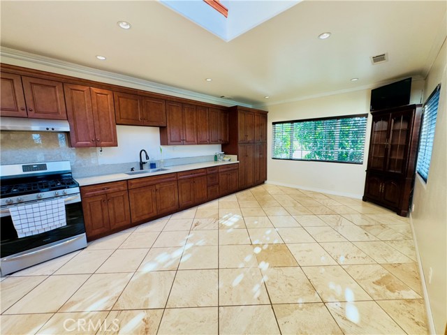 14542 Los Robles Avenue, Hacienda Heights CA: https://media.crmls.org/medias/62ea9ba2-085a-4ba8-8a07-9b2039a44e58.jpg