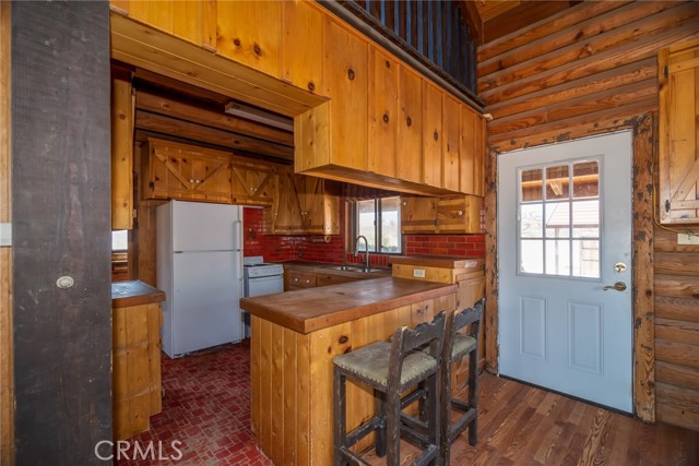 Detail Gallery Image 12 of 53 For 1676 Avalon, Yucca Valley,  CA 92284 - – Beds | – Baths