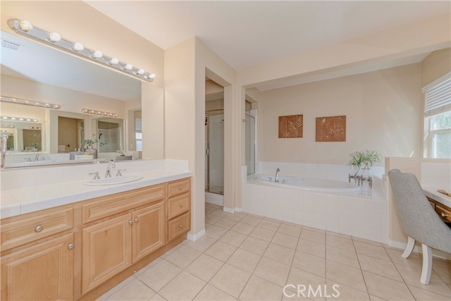 25228 Coral Canyon Road, Corona CA: https://media.crmls.org/medias/62ec5126-b777-4d0c-896e-a8e37bdcedc7.jpg
