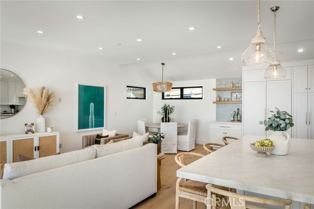 Detail Gallery Image 23 of 62 For 89 Bayview, Manhattan Beach,  CA 90266 - 3 Beds | 3/1 Baths