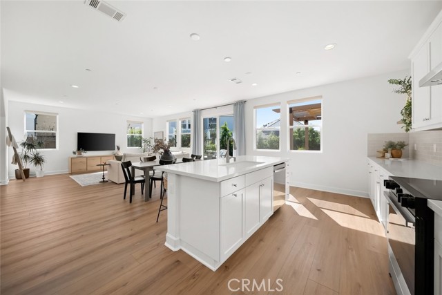 Detail Gallery Image 10 of 47 For 1083 Legacy, San Luis Obispo,  CA 93405 - 5 Beds | 3/1 Baths