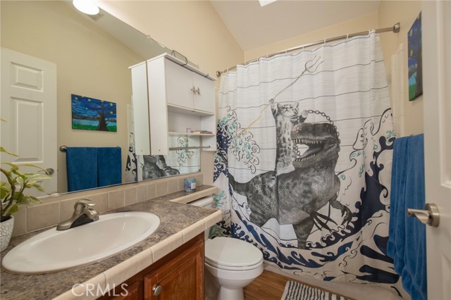 34689 Whispering Springs Lane, Tollhouse CA: https://media.crmls.org/medias/62ed7019-1dc8-4a09-bfd2-a6ca133f1d29.jpg