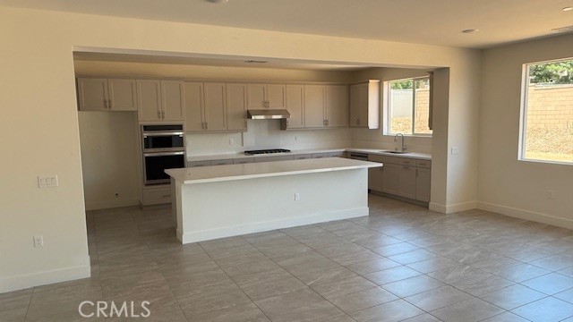 6027 Saddlehorn Lane, Jurupa Valley CA: https://media.crmls.org/medias/62edca74-1e31-4ae7-9784-024f8b74d2b8.jpg