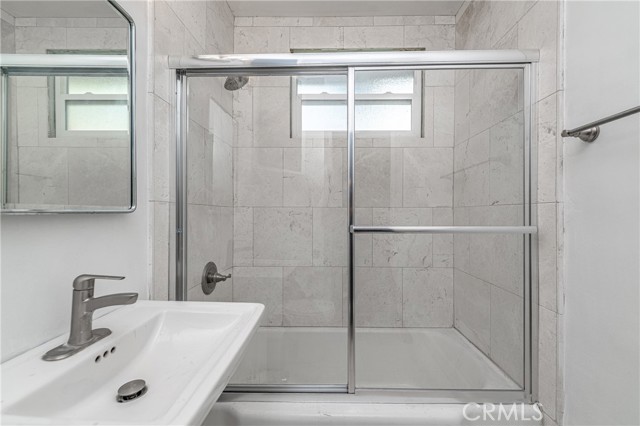 Detail Gallery Image 15 of 21 For 3035 Highridge Road, La Crescenta,  CA 91214 - 3 Beds | 2 Baths