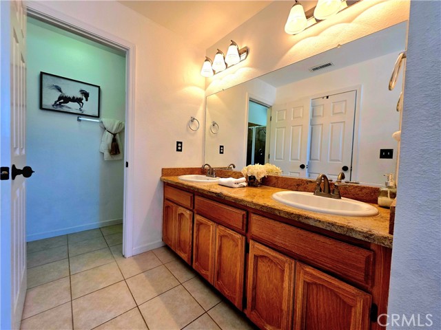 Detail Gallery Image 30 of 47 For 39560 S Lilley Way, Coarsegold,  CA 93614 - 4 Beds | 3 Baths