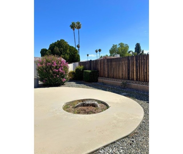 521 San Mateo Circle, Hemet CA: https://media.crmls.org/medias/62f066e8-d0e1-477d-96d1-76264d913365.jpg