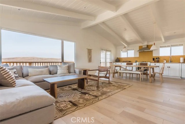 Detail Gallery Image 5 of 39 For 5637 Minna Gombell Ln, Pioneertown,  CA 92268 - 2 Beds | 2 Baths