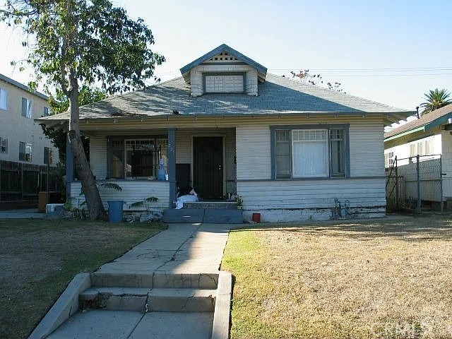 221 S Curtis Avenue
