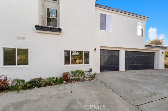 Detail Gallery Image 6 of 49 For 1522 Maxwell Ln, Vista,  CA 92084 - 3 Beds | 2/1 Baths