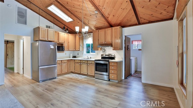 Detail Gallery Image 13 of 71 For 54415 Live Oak St, Idyllwild,  CA 92549 - 2 Beds | 1/1 Baths