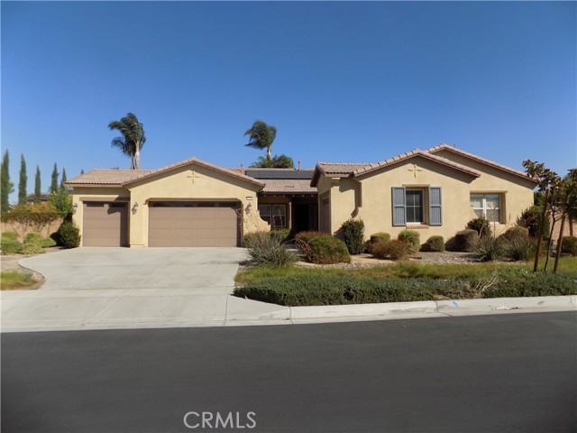 6818 Dublin Dr, Chino, CA 91710