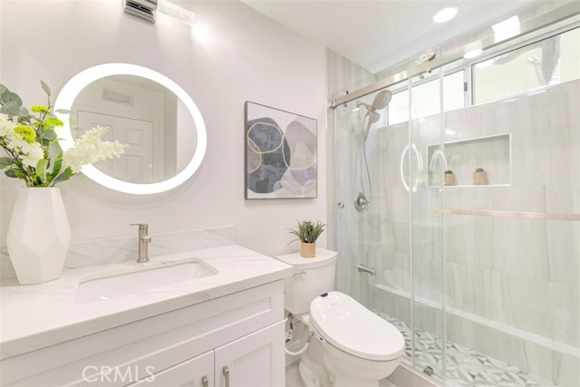 8 Dover, Rancho Santa Margarita CA: https://media.crmls.org/medias/62f21164-a662-4a1f-8033-c391dcf76157.jpg