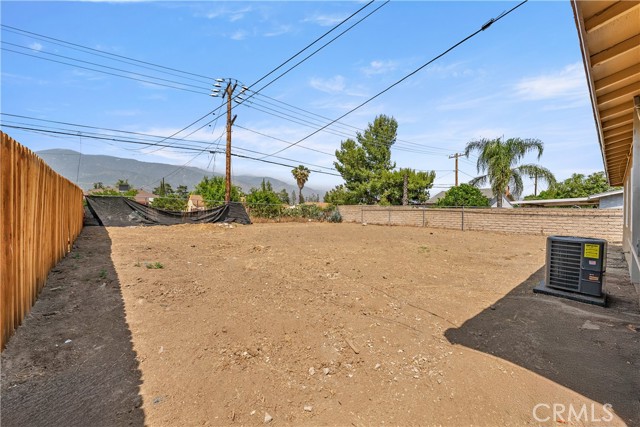 1446 Morgan Road, San Bernardino CA: https://media.crmls.org/medias/62f2ca93-e4a9-4b25-8baa-63375583f717.jpg