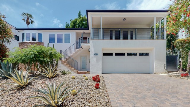455 Levering Ave, Los Angeles, CA 90024