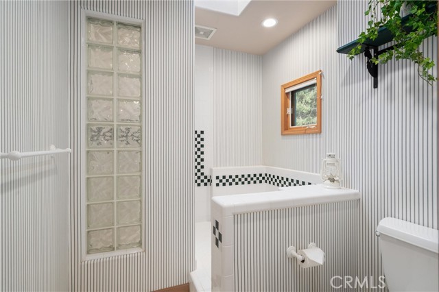 Detail Gallery Image 35 of 58 For 9256 Turner Ln, Durham,  CA 95938 - 5 Beds | 3/1 Baths