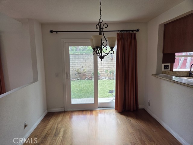 Detail Gallery Image 5 of 15 For 1330 Meadow Ln, Duarte,  CA 91010 - 3 Beds | 2/1 Baths