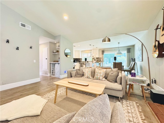 750 Lincoln Avenue, Diamond Bar CA: https://media.crmls.org/medias/62f475b4-a17a-40ca-88d8-e610591792f3.jpg