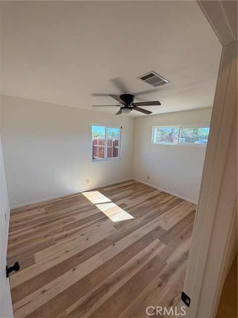 Detail Gallery Image 14 of 25 For 14311 Mandan Rd, Apple Valley,  CA 92307 - 3 Beds | 2/1 Baths