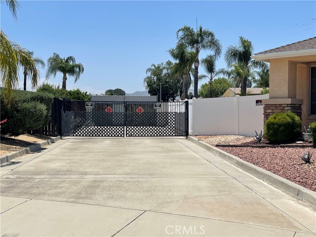 24967 Volga Street, Hemet CA: https://media.crmls.org/medias/62f6c328-0172-4344-9c9d-3fad063b304d.jpg