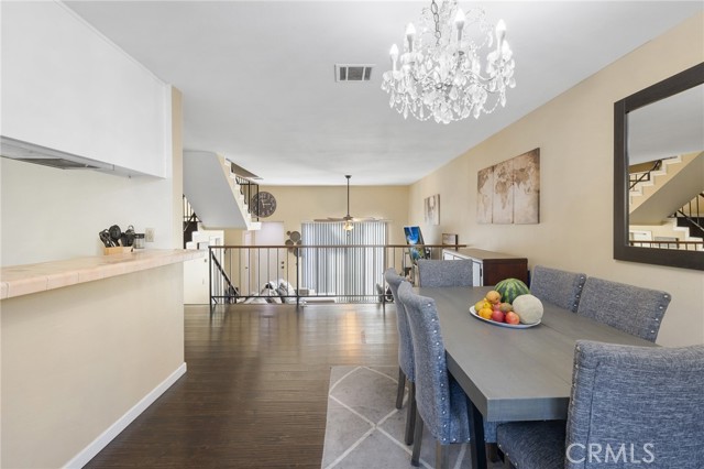 Detail Gallery Image 8 of 46 For 10030 Owensmouth Ave #80,  Chatsworth,  CA 91311 - 2 Beds | 2 Baths