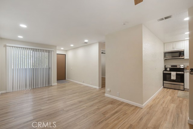 Detail Gallery Image 6 of 29 For 2825 205 N Los Felices #205 #205,  Palm Springs,  CA 92262 - 1 Beds | 1 Baths