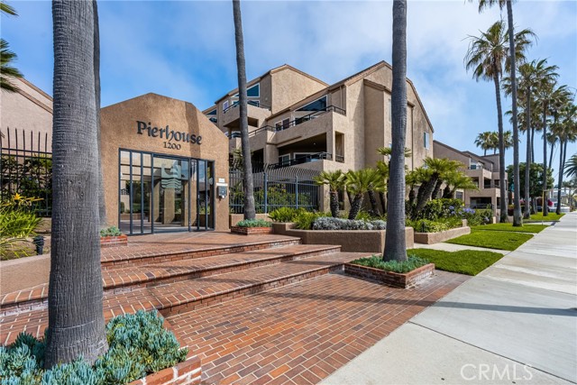 Detail Gallery Image 44 of 58 For 1200 Pacific Coast #306,  Huntington Beach,  CA 92648 - 2 Beds | 2 Baths