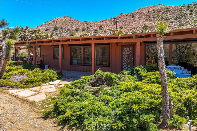 Detail Gallery Image 1 of 58 For 55839 Highland Trl, Yucca Valley,  CA 92284 - 2 Beds | 2 Baths