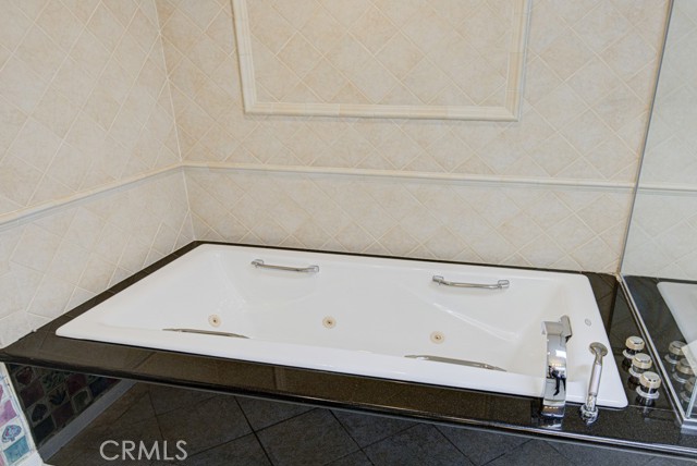 5089 Ovalo, Laguna Woods CA: https://media.crmls.org/medias/62f8e780-430e-4f9f-9883-064c2574d7ae.jpg