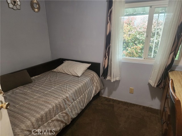 Image 12 of 23 For 10383 Larkin Road 50