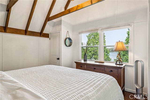 Detail Gallery Image 18 of 64 For 28898 Palisades, Lake Arrowhead,  CA 92352 - 4 Beds | 3 Baths