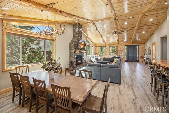 1658 Tuolumne Road, Big Bear City CA: https://media.crmls.org/medias/62fb1a53-64d0-486e-8302-a9a0a79f0118.jpg