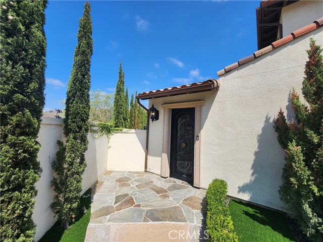 1 David Street, Ladera Ranch CA: https://media.crmls.org/medias/62fb256a-1c3c-46c9-ad6a-39749741f075.jpg