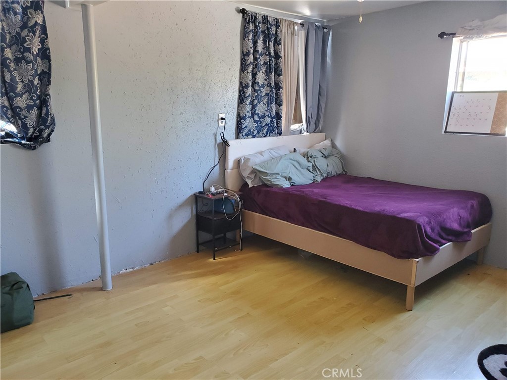 https://media.crmls.org/medias/62fb81d8-d419-43cb-acb0-f3c6b7e7c6f6.jpg?preset=X-Large
