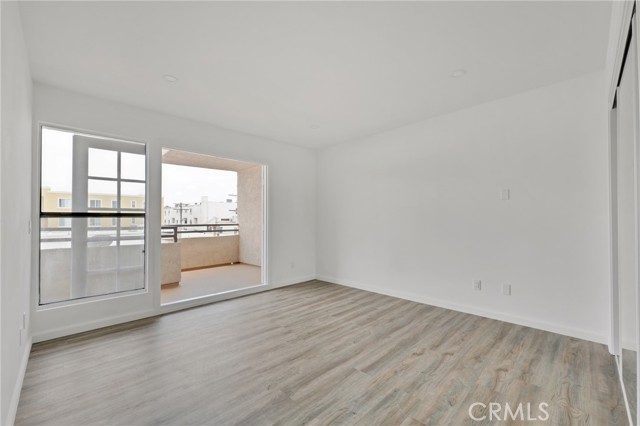 1815 Butler Avenue, Los Angeles CA: https://media.crmls.org/medias/62fd16da-90de-4410-88fa-05661eb44e79.jpg