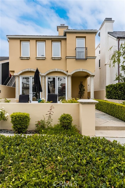 Detail Gallery Image 12 of 47 For 602 Larkspur Ave a,  Corona Del Mar,  CA 92625 - 3 Beds | 2/1 Baths