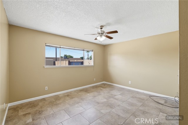 Detail Gallery Image 14 of 22 For 2234 Carter Way, Hanford,  CA 93230 - 3 Beds | 2 Baths